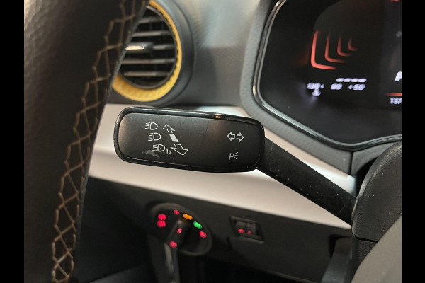 Seat Arona 1.0 TSI Style 16"/Apple Carplay & Android Auto/PDC/LED