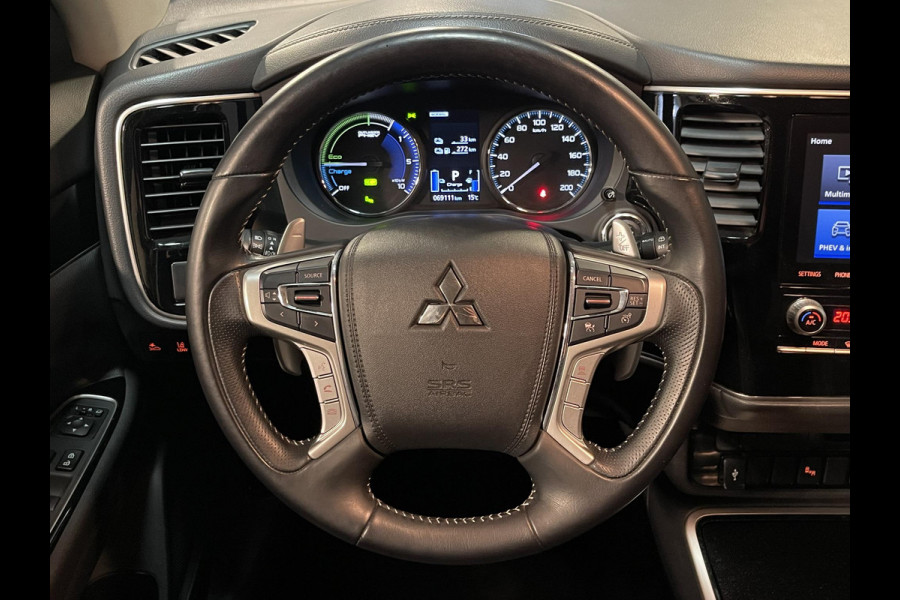 Mitsubishi Outlander 2.4 PHEV Intense 18"/Adaptieve cruise/Dodehoek/LED/Stoelverwarming/PDC v+a/Camera/Apple Carplay & Android Auto