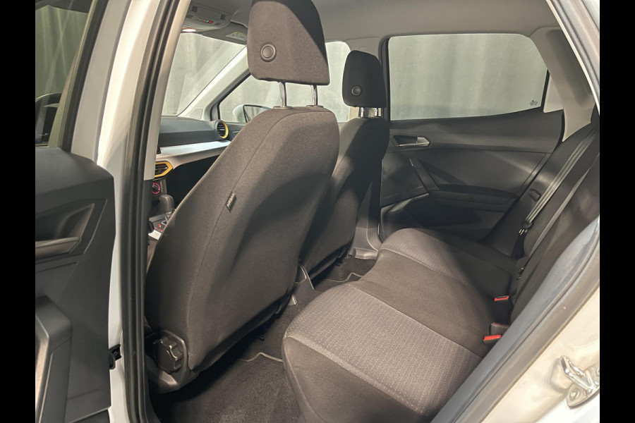 Seat Arona 1.0 TSI Style 16"/Apple Carplay & Android Auto/PDC/LED