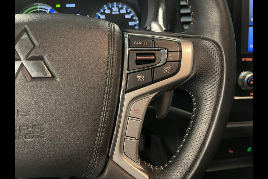 Mitsubishi Outlander 2.4 PHEV Intense 18"/Adaptieve cruise/Dodehoek/LED/Stoelverwarming/PDC v+a/Camera/Apple Carplay & Android Auto