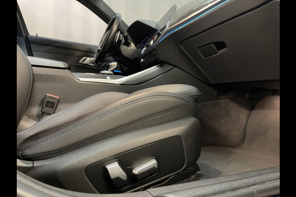 BMW 3 Serie Touring 330e xDrive High Executive 19"/Panoramadak/Adaptieve cruise/Stoelverwarming + memory/Laser LED/360 camera/Head-up/Keyless