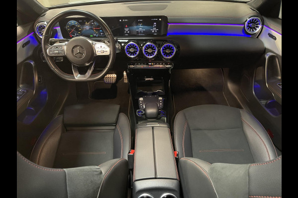 Mercedes-Benz CLA-Klasse 250 e AMG Line 19"/Panoramadak/Sfeerverlichting/Keyless/Camera/Stoelverwarming