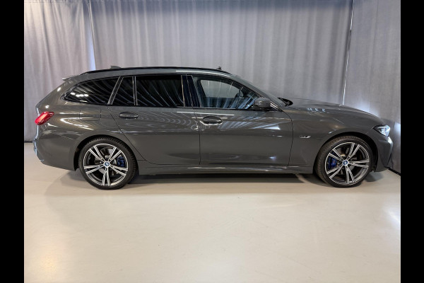 BMW 3 Serie Touring 330e xDrive High Executive 19"/Panoramadak/Adaptieve cruise/Stoelverwarming + memory/Laser LED/360 camera/Head-up/Keyless