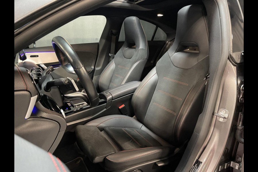 Mercedes-Benz CLA-Klasse 250 e AMG Line 19"/Panoramadak/Sfeerverlichting/Keyless/Camera/Stoelverwarming