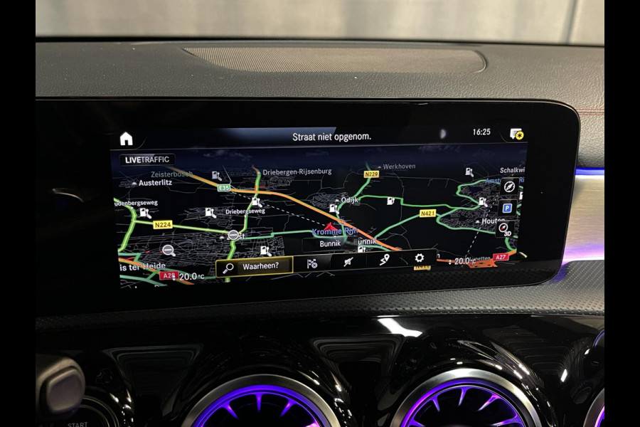 Mercedes-Benz CLA-Klasse 250 e AMG Line 19"/Panoramadak/Sfeerverlichting/Keyless/Camera/Stoelverwarming