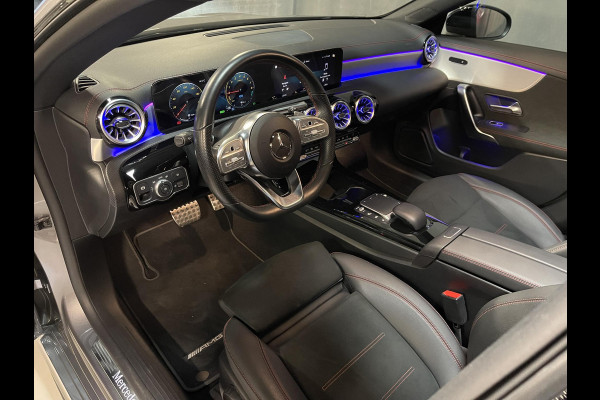 Mercedes-Benz CLA-Klasse 250 e AMG Line 19"/Panoramadak/Sfeerverlichting/Keyless/Camera/Stoelverwarming
