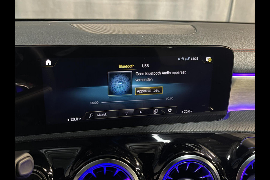 Mercedes-Benz CLA-Klasse 250 e AMG Line 19"/Panoramadak/Sfeerverlichting/Keyless/Camera/Stoelverwarming