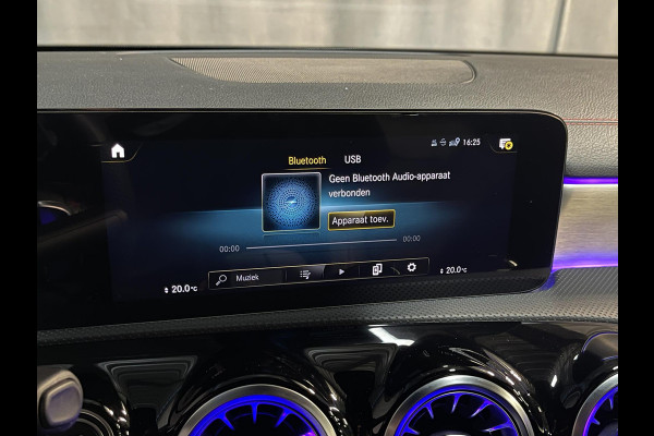 Mercedes-Benz CLA-Klasse 250 e AMG Line 19"/Panoramadak/Sfeerverlichting/Keyless/Camera/Stoelverwarming