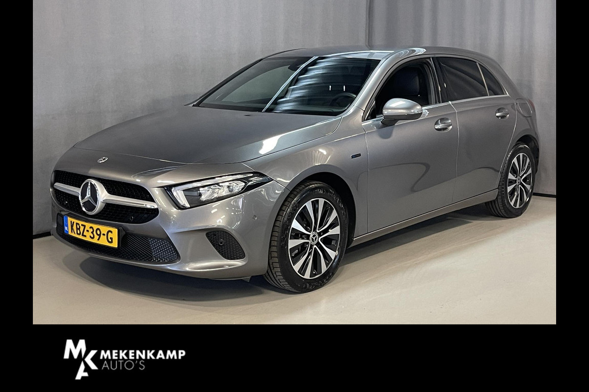 Mercedes-Benz A-Klasse 250 e 17"/Dodehoek/Camera/PDC v+a/Apple Carplay & Android Auto/DAB/Navigatie/Climate
