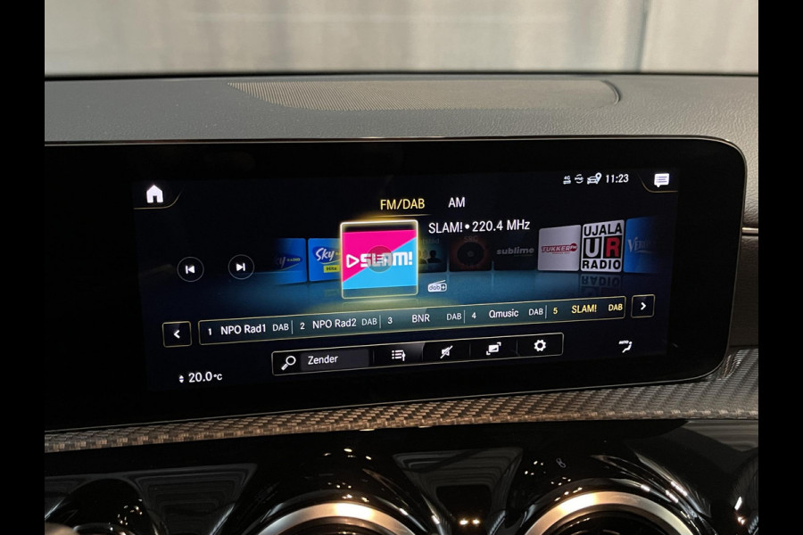 Mercedes-Benz A-Klasse 250 e 17"/Dodehoek/Camera/PDC v+a/Apple Carplay & Android Auto/DAB/Navigatie/Climate