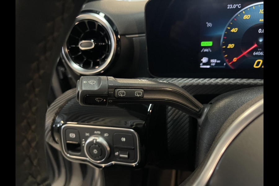 Mercedes-Benz A-Klasse 250 e 17"/Dodehoek/Camera/PDC v+a/Apple Carplay & Android Auto/DAB/Navigatie/Climate
