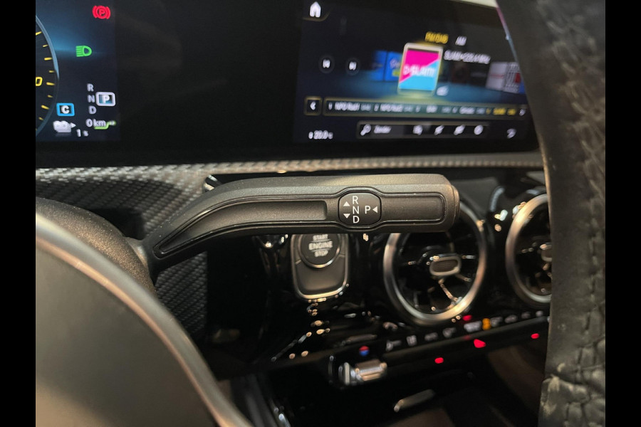 Mercedes-Benz A-Klasse 250 e 17"/Dodehoek/Camera/PDC v+a/Apple Carplay & Android Auto/DAB/Navigatie/Climate