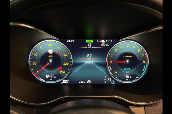 Mercedes-Benz GLC 300e 4MATIC AMG Line 19"/Panoramadak/Luchtvering/Burmester/360 camera/Trekhaak/Multibeam/Adaptieve cruise/Keyless/Dodehoek