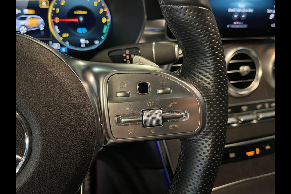 Mercedes-Benz GLC 300e 4MATIC AMG Line 19"/Panoramadak/Luchtvering/Burmester/360 camera/Trekhaak/Multibeam/Adaptieve cruise/Keyless/Dodehoek
