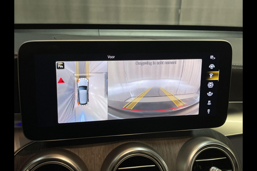 Mercedes-Benz GLC 300e 4MATIC AMG Line 19"/Panoramadak/Luchtvering/Burmester/360 camera/Trekhaak/Multibeam/Adaptieve cruise/Keyless/Dodehoek