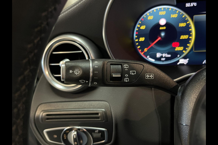 Mercedes-Benz GLC 300e 4MATIC AMG Line 19"/Panoramadak/Luchtvering/Burmester/360 camera/Trekhaak/Multibeam/Adaptieve cruise/Keyless/Dodehoek
