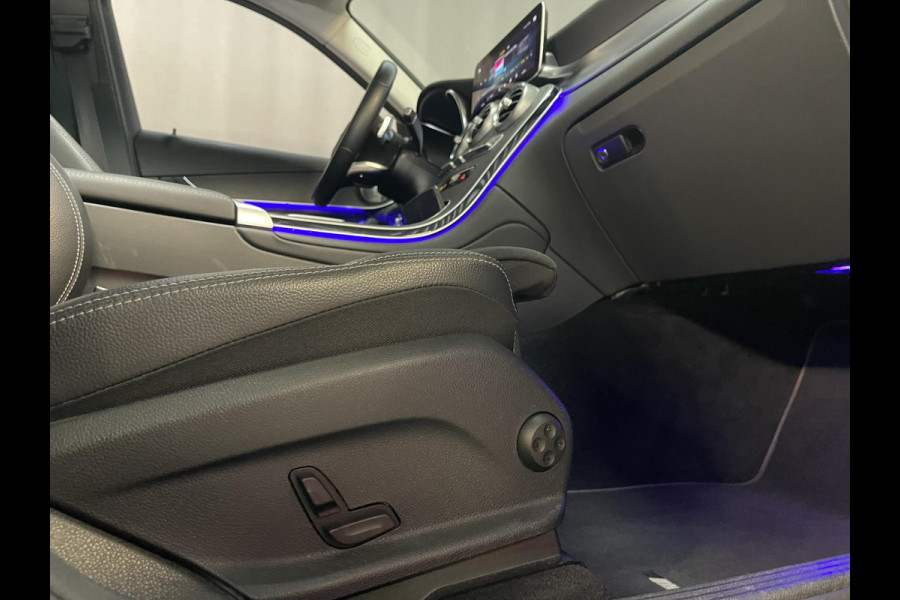 Mercedes-Benz GLC 300e 4MATIC AMG Line 19"/Panoramadak/Luchtvering/Burmester/360 camera/Trekhaak/Multibeam/Adaptieve cruise/Keyless/Dodehoek