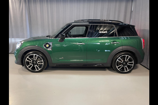 MINI Countryman 1.5 Cooper S E ALL4 Salt John Cooper Works 19"/Panoramadak/JCW sportstoelen + stoelverwarming/Harman Kardon/Keyless/Apple Carplay & Android Auto/Camera