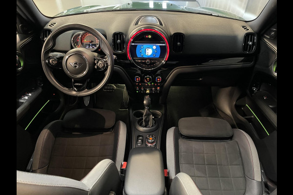 MINI Countryman 1.5 Cooper S E ALL4 Salt John Cooper Works 19"/Panoramadak/JCW sportstoelen + stoelverwarming/Harman Kardon/Keyless/Apple Carplay & Android Auto/Camera