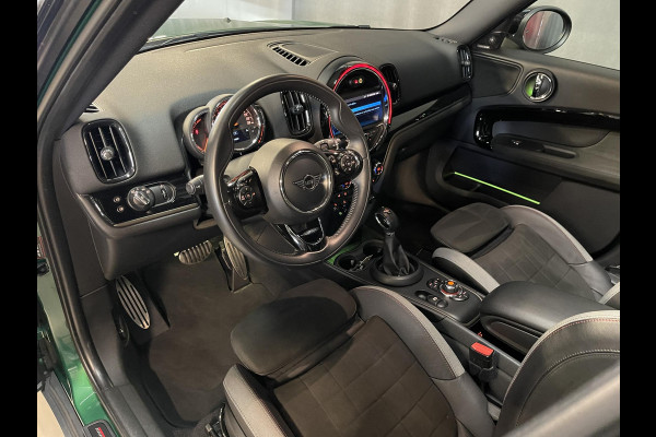 MINI Countryman 1.5 Cooper S E ALL4 Salt John Cooper Works 19"/Panoramadak/JCW sportstoelen + stoelverwarming/Harman Kardon/Keyless/Apple Carplay & Android Auto/Camera