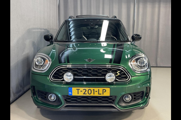 MINI Countryman 1.5 Cooper S E ALL4 Salt John Cooper Works 19"/Panoramadak/JCW sportstoelen + stoelverwarming/Harman Kardon/Keyless/Apple Carplay & Android Auto/Camera