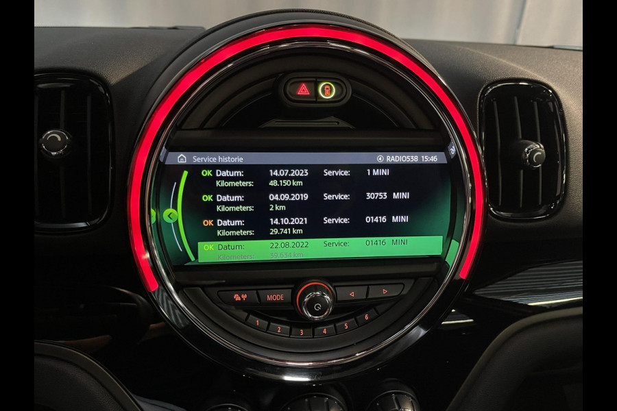 MINI Countryman 1.5 Cooper S E ALL4 Salt John Cooper Works 19"/Panoramadak/JCW sportstoelen + stoelverwarming/Harman Kardon/Keyless/Apple Carplay & Android Auto/Camera