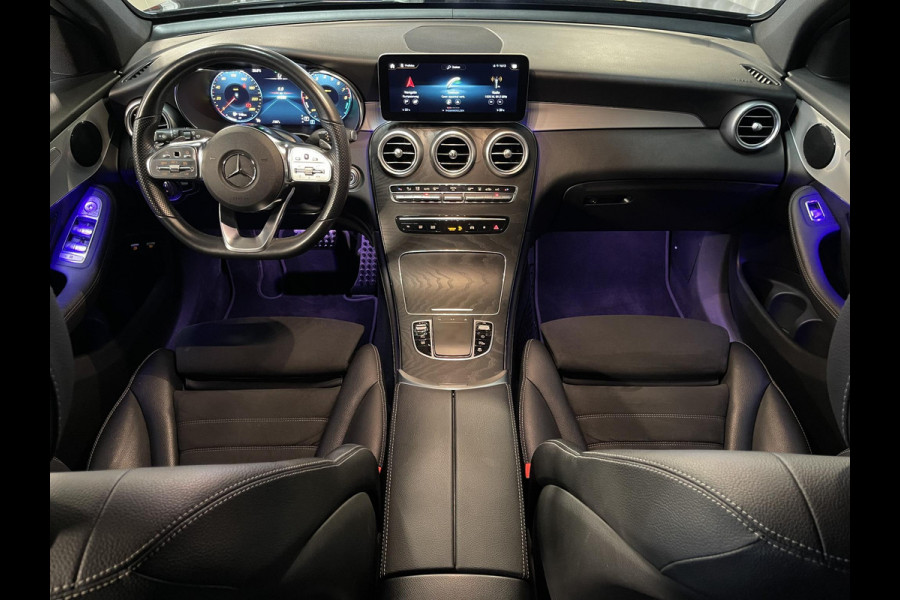 Mercedes-Benz GLC 300e 4MATIC 19"/Trekhaak/Dodehoek/Rijstrooksensor/Sfeerverlichting/Apple Carplay & Android Auto/Stoelverwarming/Elektrische klep