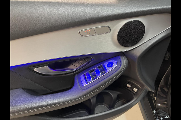 Mercedes-Benz GLC 300e 4MATIC 19"/Trekhaak/Dodehoek/Rijstrooksensor/Sfeerverlichting/Apple Carplay & Android Auto/Stoelverwarming/Elektrische klep