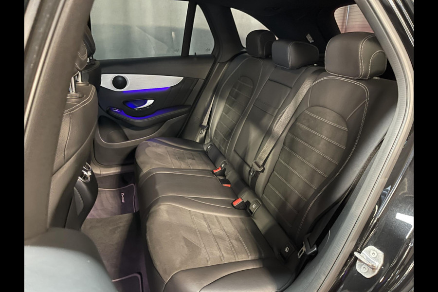 Mercedes-Benz GLC 300e 4MATIC 19"/Trekhaak/Dodehoek/Rijstrooksensor/Sfeerverlichting/Apple Carplay & Android Auto/Stoelverwarming/Elektrische klep