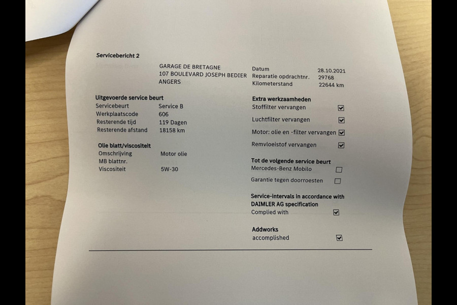 Mercedes-Benz GLC 300e 4MATIC 19"/Trekhaak/Dodehoek/Rijstrooksensor/Sfeerverlichting/Apple Carplay & Android Auto/Stoelverwarming/Elektrische klep
