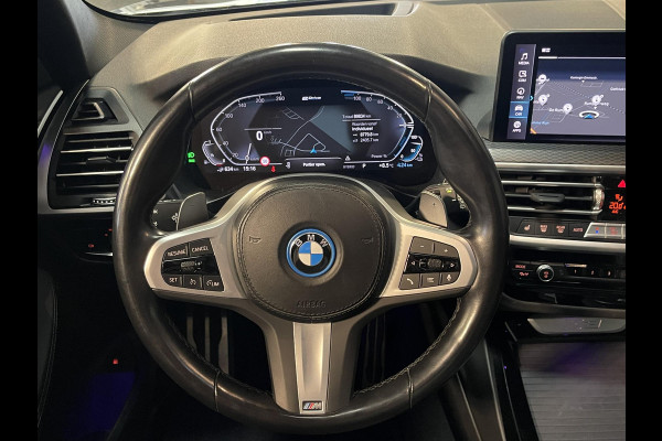 BMW X3 xDrive30e High Executive M Sport 20"/Panoramadak/Leder + memory/360 camera/Harman Kardon/Keyless/Dodehoek/Head-up/Adaptief onderstel + Sport steering/Stoelverwarming/Alarm