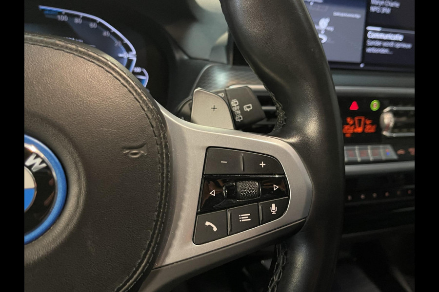 BMW X3 xDrive30e High Executive M Sport 20"/Panoramadak/Leder + memory/360 camera/Harman Kardon/Keyless/Dodehoek/Head-up/Adaptief onderstel + Sport steering/Stoelverwarming/Alarm