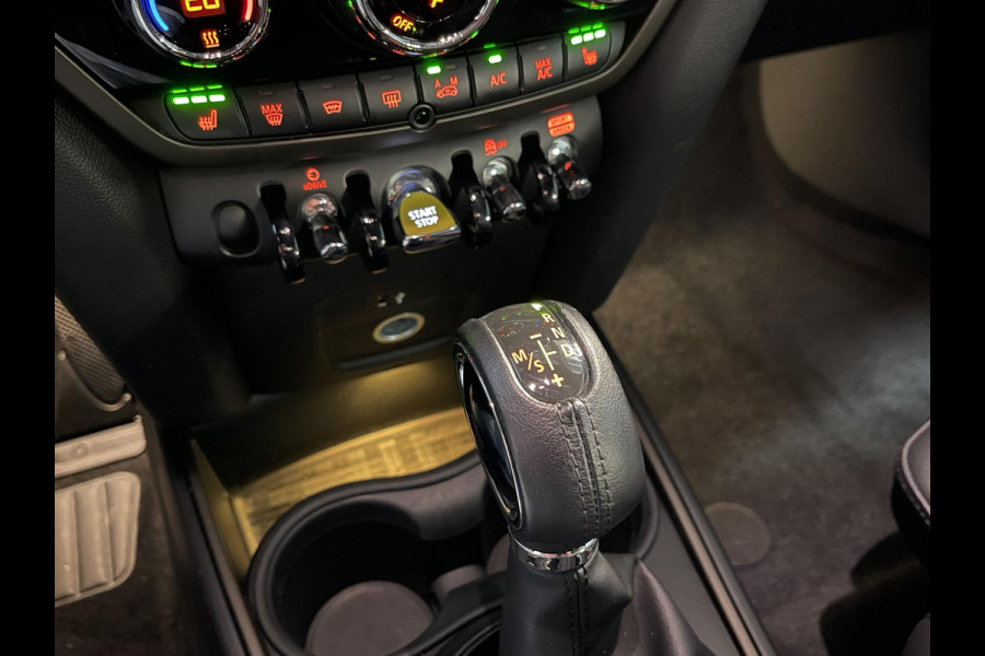 MINI Countryman 1.5 Cooper S E ALL4 18"/Adaptieve cruise/Sportstoel + memory/Stoel + voorruitverwarming/Head-up/Keyless/Camera