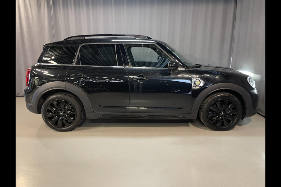 MINI Countryman 1.5 Cooper S E ALL4 18"/Adaptieve cruise/Sportstoel + memory/Stoel + voorruitverwarming/Head-up/Keyless/Camera