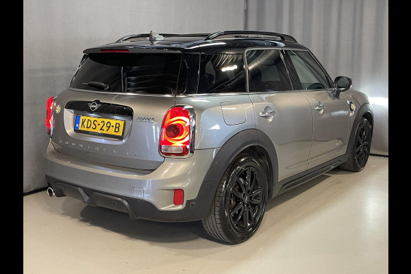 MINI Countryman 1.5 Cooper S E ALL4 John Cooper Works 18"/Panoramadak/Adaptieve cruise/Leder + memory + stoelverwarming/Harman Kardon/Keyless/Elektrische klep/Head-up/Camera