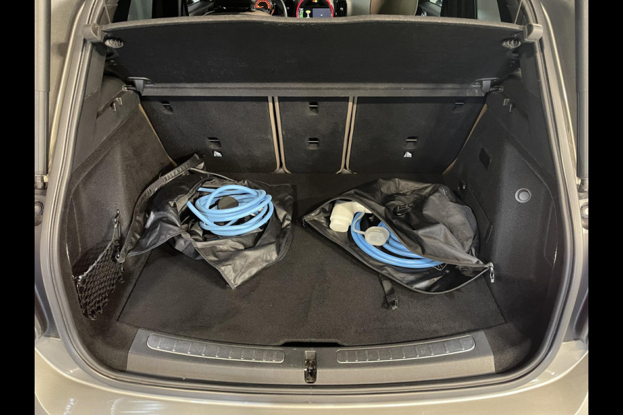 MINI Countryman 1.5 Cooper S E ALL4 John Cooper Works 18"/Panoramadak/Adaptieve cruise/Leder + memory + stoelverwarming/Harman Kardon/Keyless/Elektrische klep/Head-up/Camera
