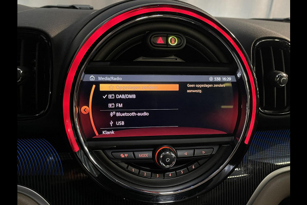 MINI Countryman 1.5 Cooper S E ALL4 John Cooper Works 18"/Panoramadak/Adaptieve cruise/Leder + memory + stoelverwarming/Harman Kardon/Keyless/Elektrische klep/Head-up/Camera