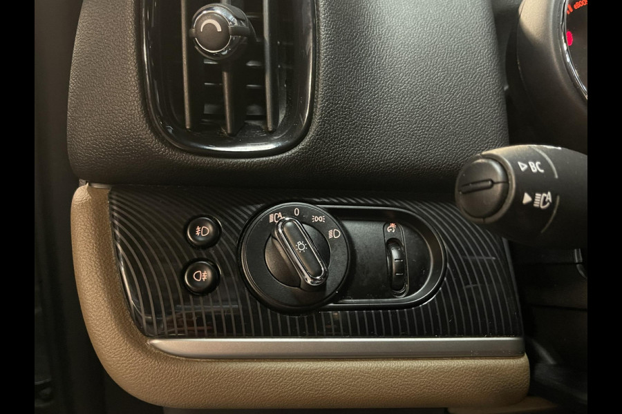 MINI Countryman 1.5 Cooper S E ALL4 John Cooper Works 18"/Panoramadak/Adaptieve cruise/Leder + memory + stoelverwarming/Harman Kardon/Keyless/Elektrische klep/Head-up/Camera