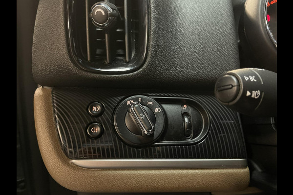 MINI Countryman 1.5 Cooper S E ALL4 John Cooper Works 18"/Panoramadak/Adaptieve cruise/Leder + memory + stoelverwarming/Harman Kardon/Keyless/Elektrische klep/Head-up/Camera