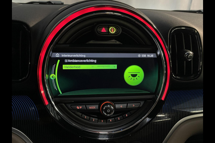 MINI Countryman 1.5 Cooper S E ALL4 John Cooper Works 18"/Panoramadak/Adaptieve cruise/Leder + memory + stoelverwarming/Harman Kardon/Keyless/Elektrische klep/Head-up/Camera