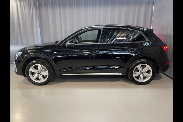 Audi Q5 55 TFSI e S edition Competition 19"/Sportstoelen/Stoelverwarming/Adaptieve cruise/Dodehoek/Camera/Apple Carplay & Android Auto