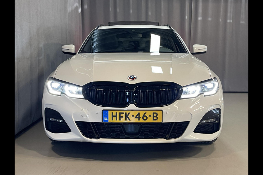 BMW 3 Serie Touring 330i M Sport 18"/Panoramadak/Laser LED/Harman Kardon/Dodehoek/Adaptieve cruise/Keyless/Stoelverwarming