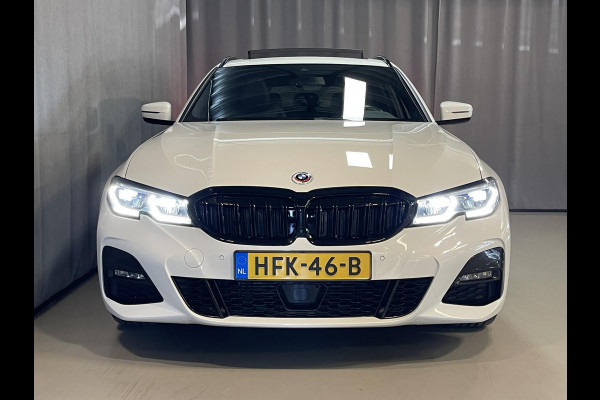 BMW 3 Serie Touring 330i M Sport 18"/Panoramadak/Laser LED/Harman Kardon/Dodehoek/Adaptieve cruise/Keyless/Stoelverwarming