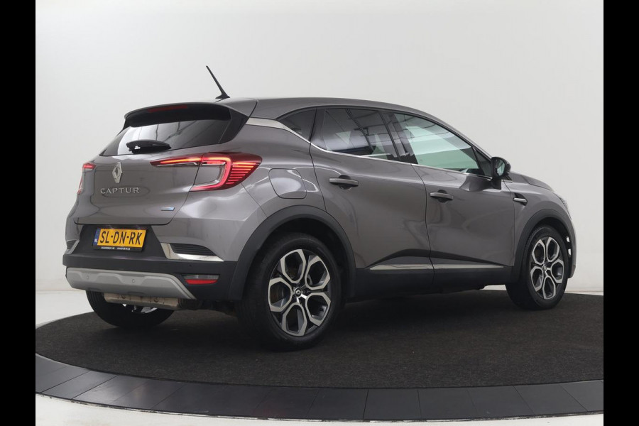 Renault Captur 1.6 E-Tech Plug-in Hybrid 160 Intens | SOH 87,8% | Carplay | Keyless | Half Leder | Bluetooth | Parkeerhulp | 18" | Full LED | Climate control | Cruise control | Getint glas | PHEV