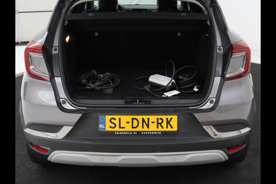 Renault Captur 1.6 E-Tech Plug-in Hybrid 160 Intens | SOH 87,8% | Carplay | Keyless | Half Leder | Bluetooth | Parkeerhulp | 18" | Full LED | Climate control | Cruise control | Getint glas | PHEV