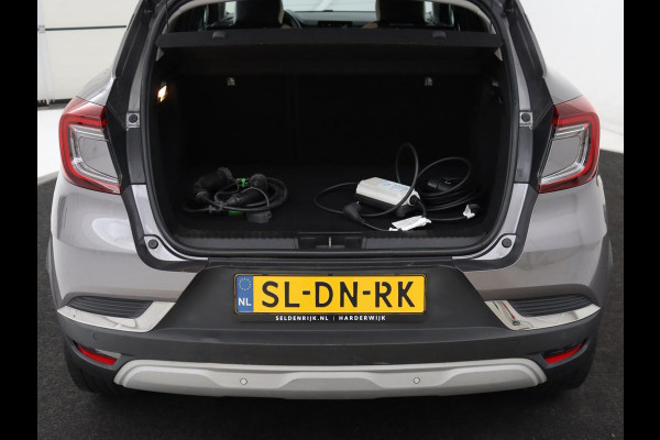 Renault Captur 1.6 E-Tech Plug-in Hybrid 160 Intens | SOH 87,8% | Carplay | Keyless | Half Leder | Bluetooth | Parkeerhulp | 18" | Full LED | Climate control | Cruise control | Getint glas | PHEV