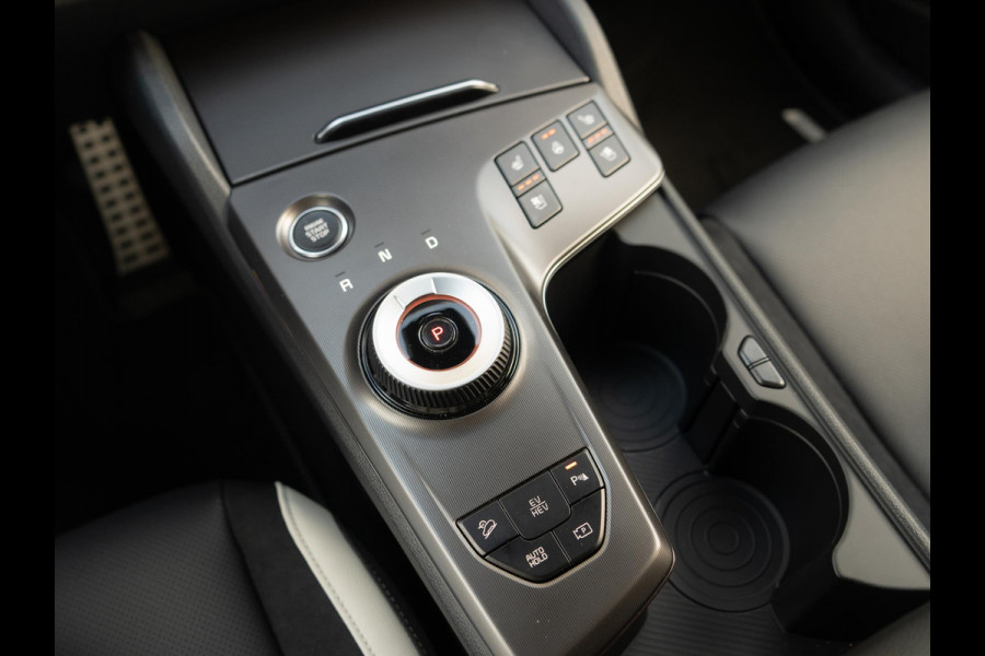Kia Sportage 1.6 T-GDi Plug-in Hybrid GT-PlusLine | Uit voorraad leverbaar | Head Up | PDC | Navi | Stoel en stuurverwarming |
