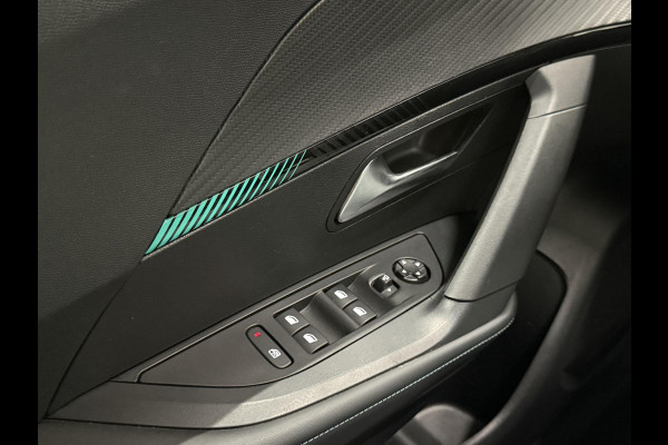Peugeot 2008 1.2 PureTech 130pk Allure S&S Automaat Navigatie Apple Carplay Android Auto Camera Parkeersensoren achter Cruise Control Full Led Climate Control Lichtmetalen velgen