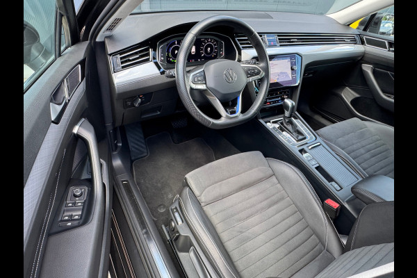 Volkswagen Passat Variant 1.4 TSI GTE * Trekhaak * Side Assist * Elek Klep * Visueel Cockpit *