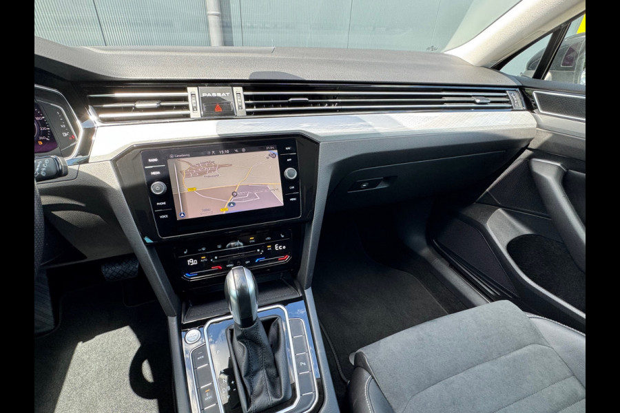 Volkswagen Passat Variant 1.4 TSI GTE * Trekhaak * Side Assist * Elek Klep * Visueel Cockpit *